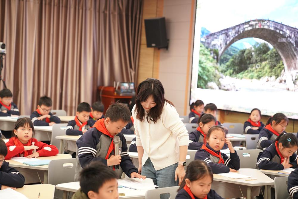 a240194f355e4a5c88651b808b9ea443.JPG a240194f355e4a5c88651b808b9ea443.JPG